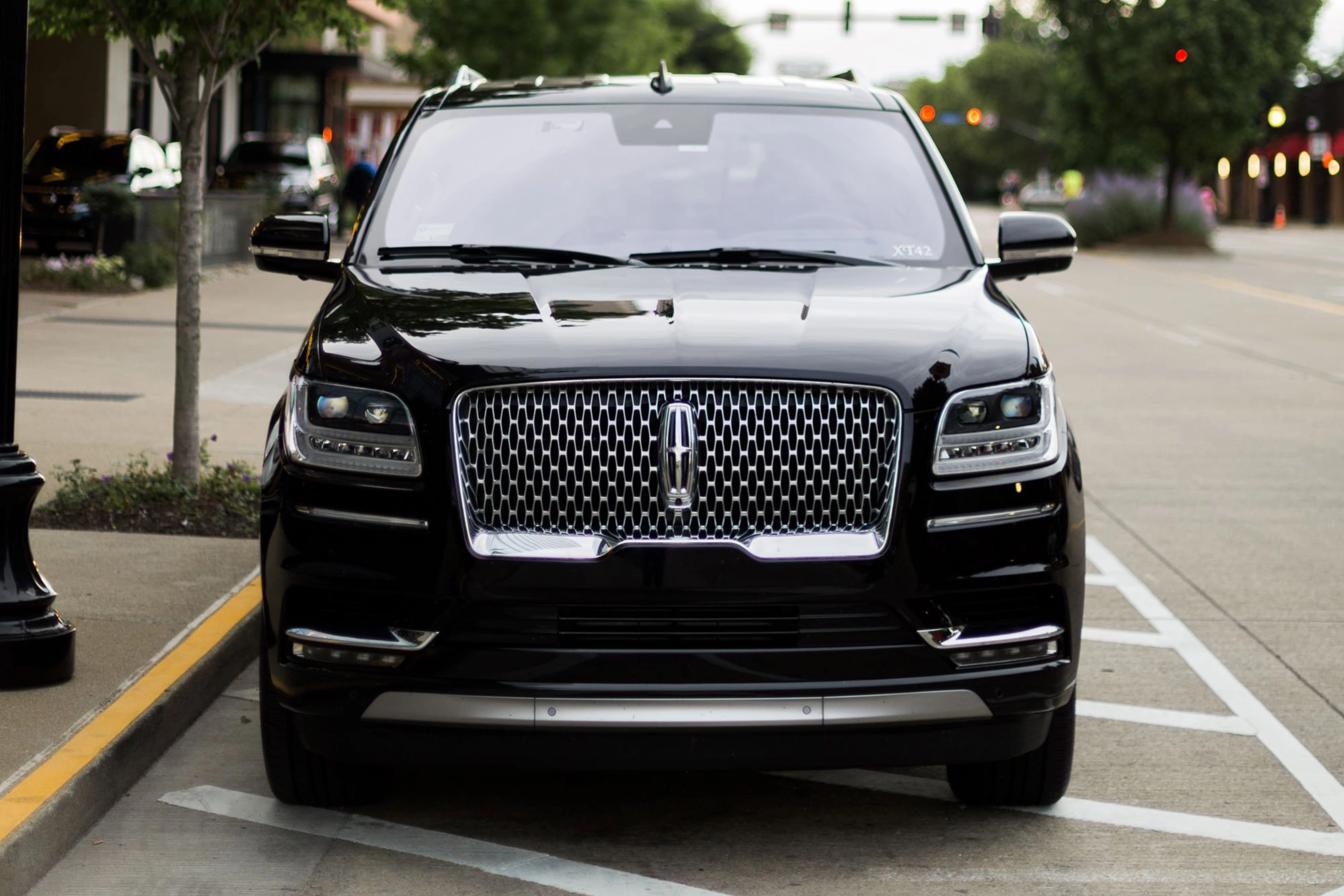 luxury-suv-06