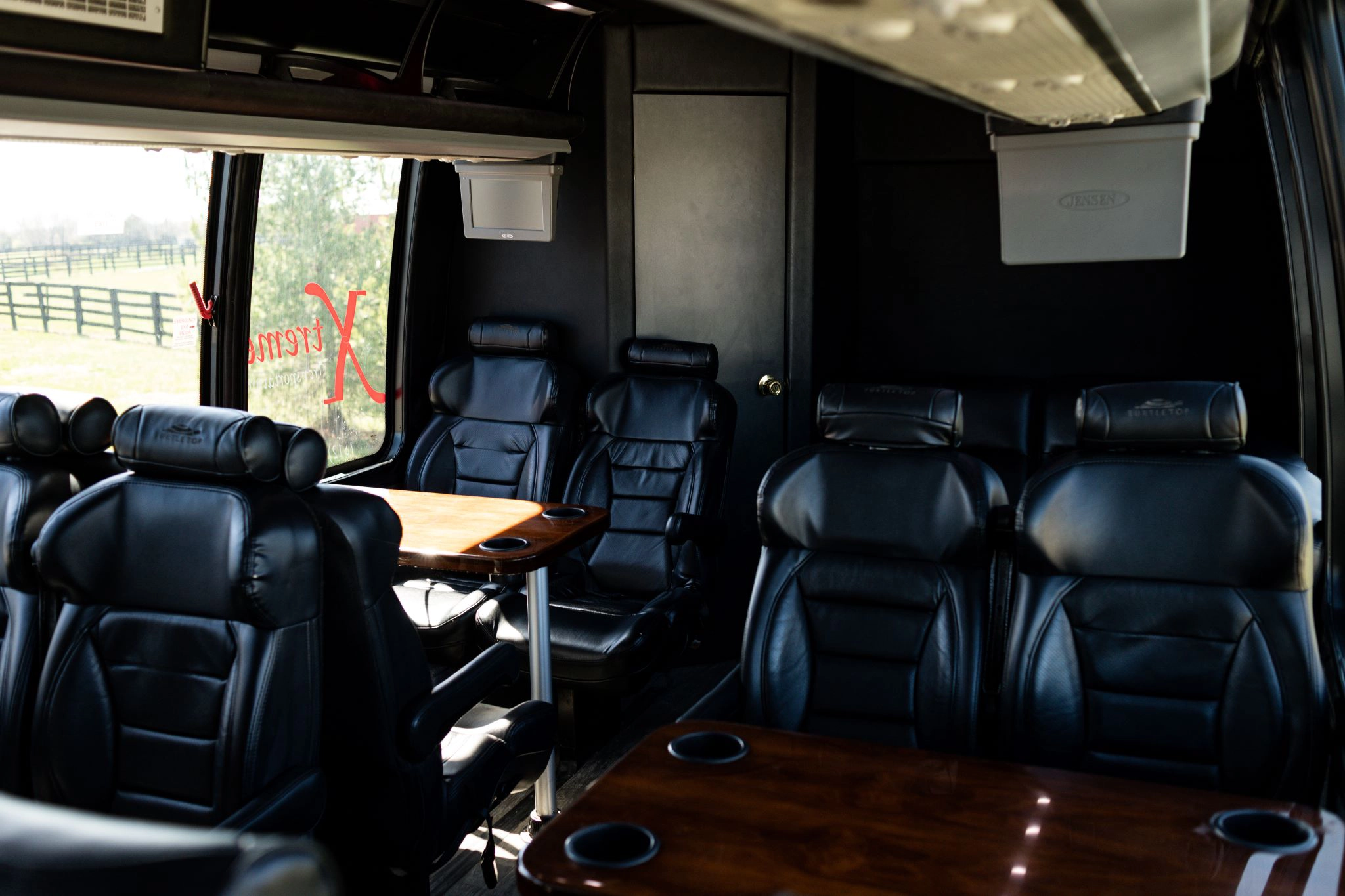 Xtreme2023-1223-506-interior-desks copy