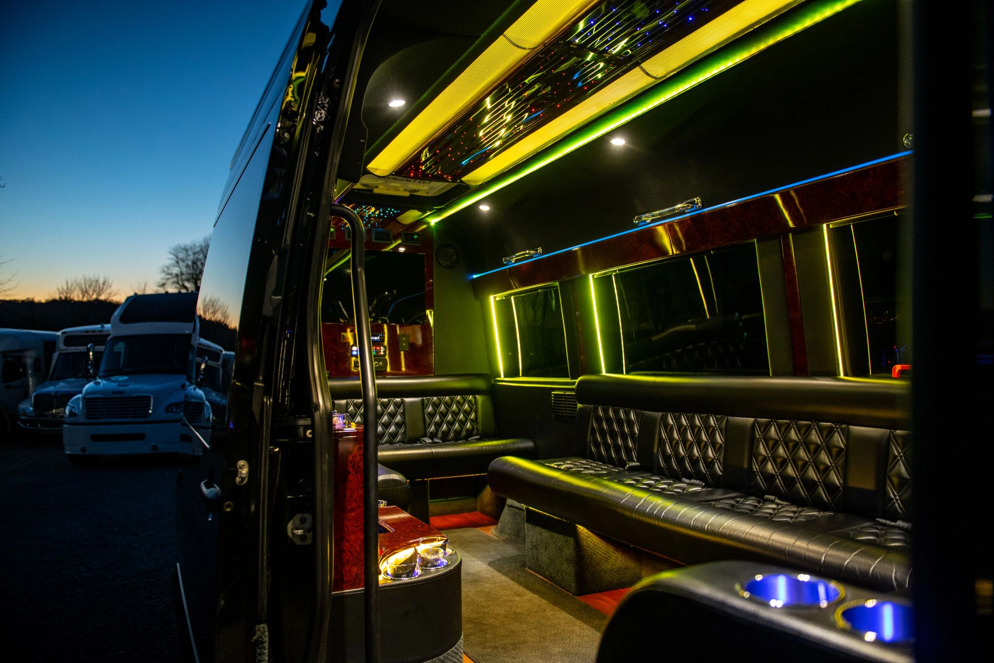 limo-sprinter-04